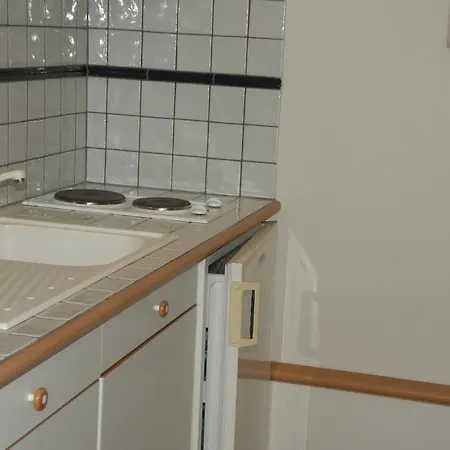 Eurl L'abricotier Bed & Breakfast *