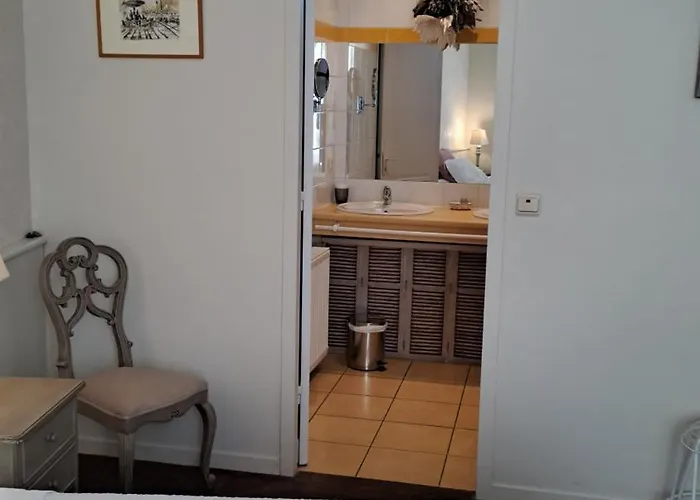 Eurl L'abricotier Bed and Breakfast *